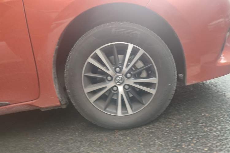 Used Toyota Levin 2015 1.6G CVT Orange Limited Edition
