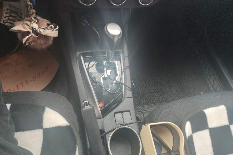 Used Toyota Levin 2015 1.6G CVT Orange Limited Edition
