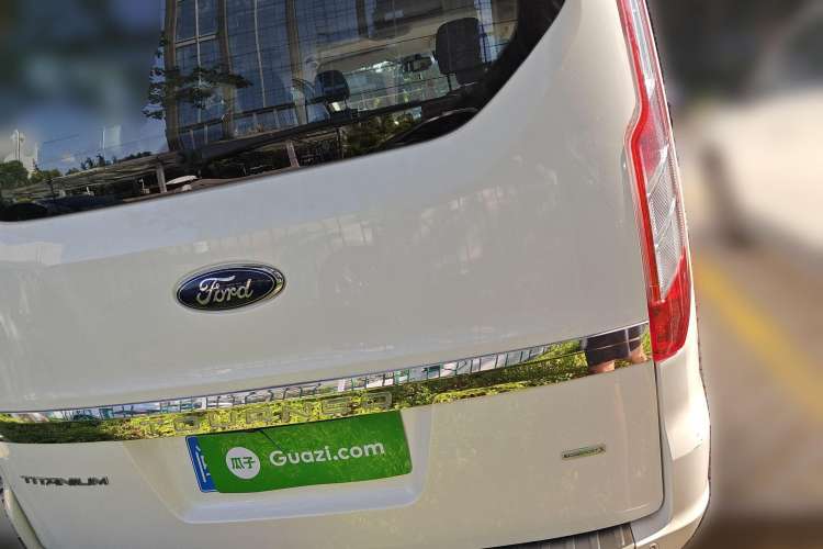 Used Ford Tourneo Custom 2017 2.0T Automatic Elite Version
