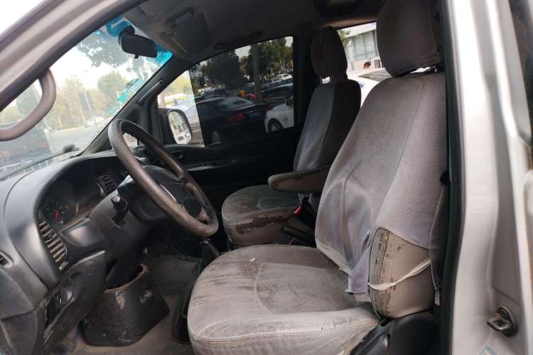 Used JAC Refine 2011 2.0L Shuttle Gasoline Standard Edition HFC4GA3
