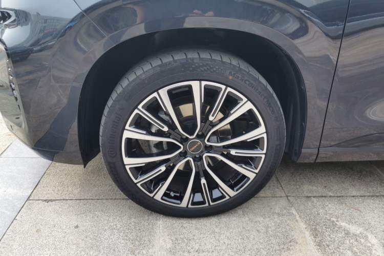 Used EXEED Lanyue 2021 400T Two-Wheel-Drive Xingrui Pro Edition 7-Seater
