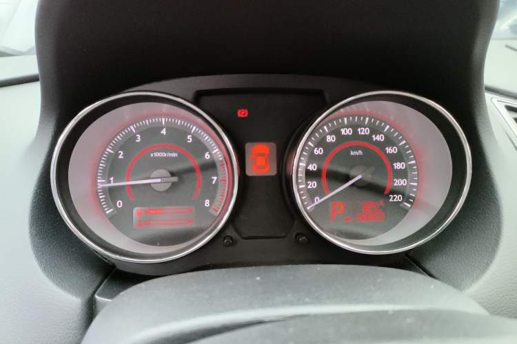 Used Bestune B50 2013 1.6L automatic luxury version
