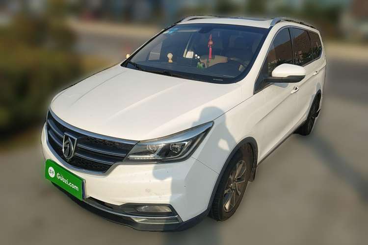 Used Baojun 730 2017 1.5T DCT Flagship Model 7 Seats China V Emission Standard