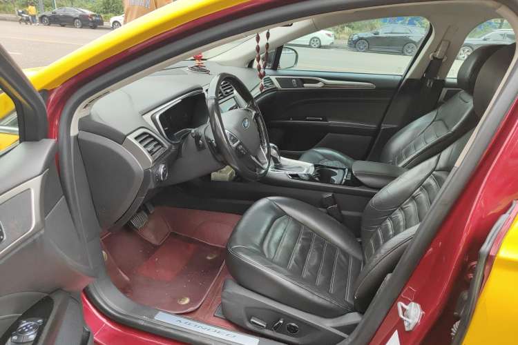 Used Ford Mondeo 2013 2.0L GTDi240 Flagship Edition
