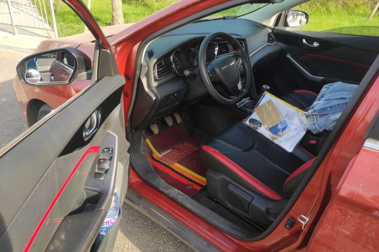 Used Venucia D60 2018 1.6L Manual Smart Connect Elite Edition Driver Seat