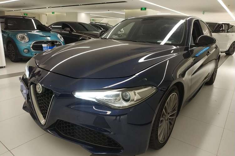 Used Alfa Romeo Giulia 2017 2.0T 280HP Luxury Edition