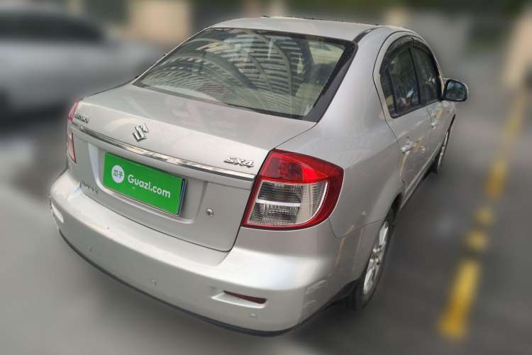 Used Suzuki SX4 2009 Sedan 1.6L Manual Elite Model
