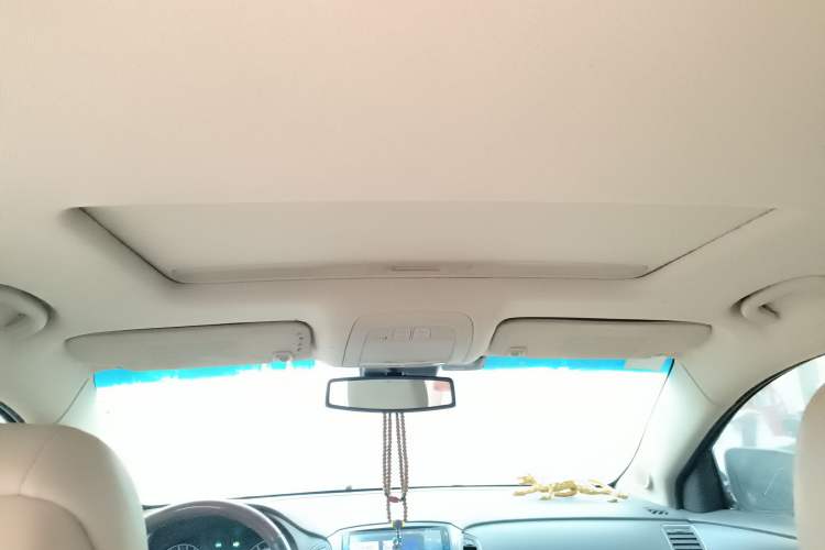 Used Roewe 950 2012 2.4L Luxury Edition