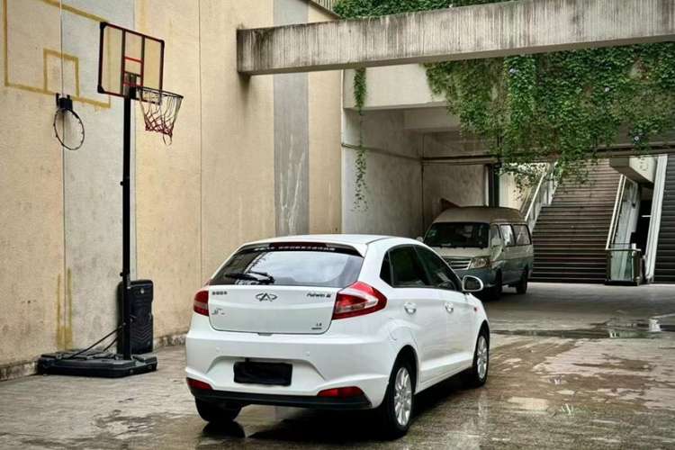 Used Chery Fengyun 2 2013 Hatchback 1.5L Manual Ruiyi Edition
