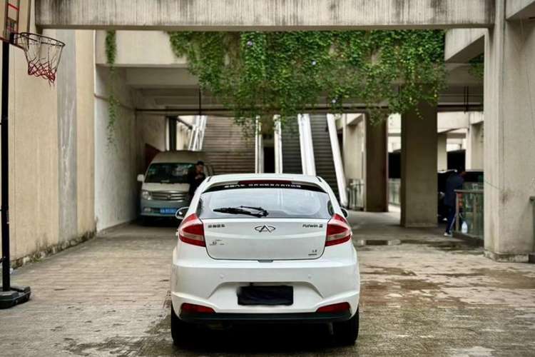 Used Chery Fengyun 2 2013 Hatchback 1.5L Manual Ruiyi Edition
