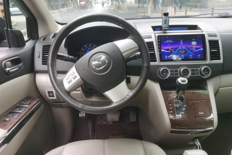 Used Mazda Mazda 8 2013 2.5L Ultimate Edition
