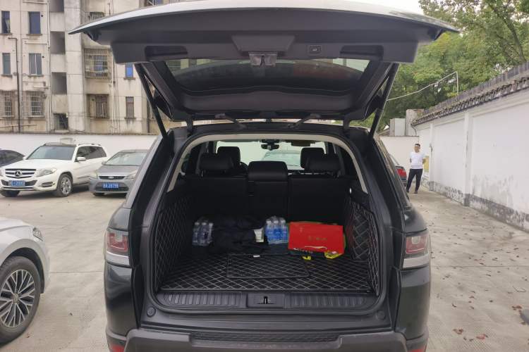 Used Land Rover Range Rover Sport 2017 3.0 SC V6 SE
