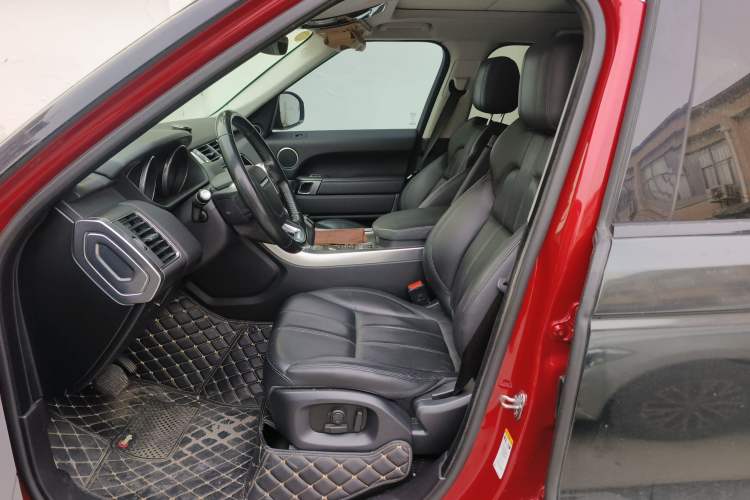 Used Land Rover Range Rover Sport 2017 3.0 SC V6 SE
