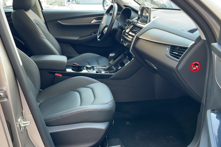 Used BORGWARD BX5 2017 20TGDI Automatic Two-Wheel Drive Pioneer Edition