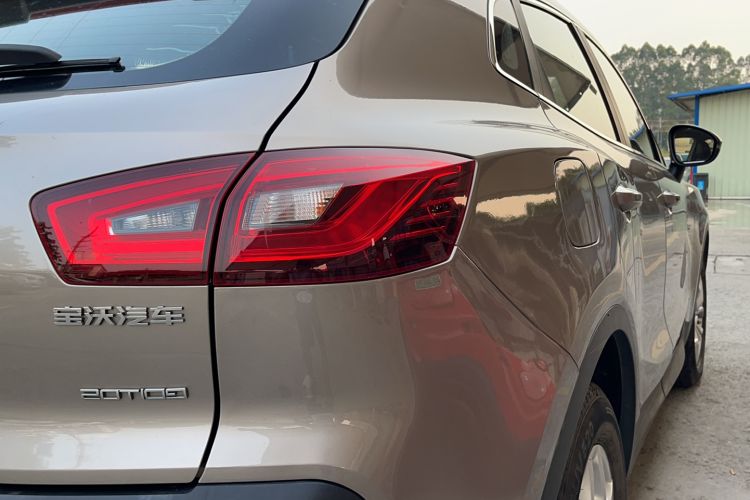 Used BORGWARD BX5 2017 20TGDI Automatic Two-Wheel Drive Pioneer Edition