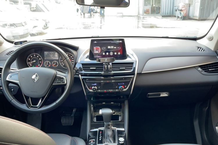 Used BORGWARD BX5 2017 20TGDI Automatic Two-Wheel Drive Pioneer Edition