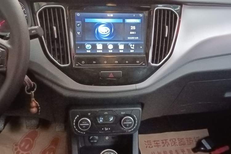 Used FAW Senya R7 2018 R7C 1.6L Manual Smart Enjoyment Model
