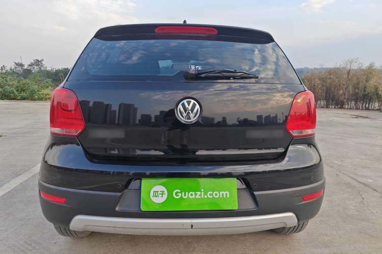 Used Volkswagen Polo 2012 1.6L Cross Polo MT
