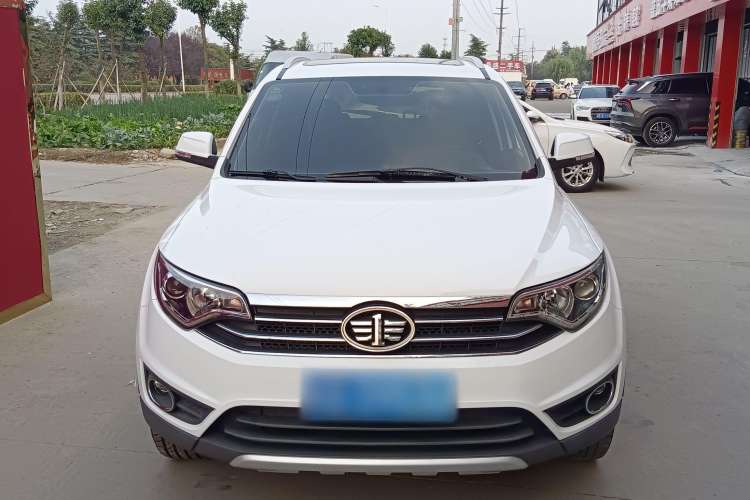 Used FAW Senya R7 2018 R7C 1.6L Manual Smart Enjoyment Model
