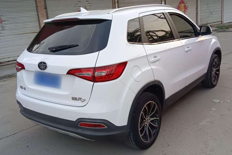 Used FAW Senya R7 2018 R7C 1.6L Manual Smart Enjoyment Model
