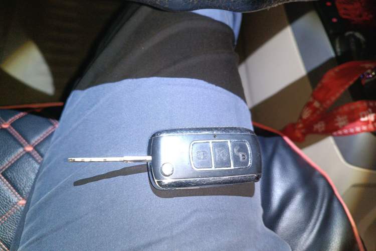 Used Volkswagen Santana Vista 2008 1.8L Manual Comfort Edition Vehicle Key