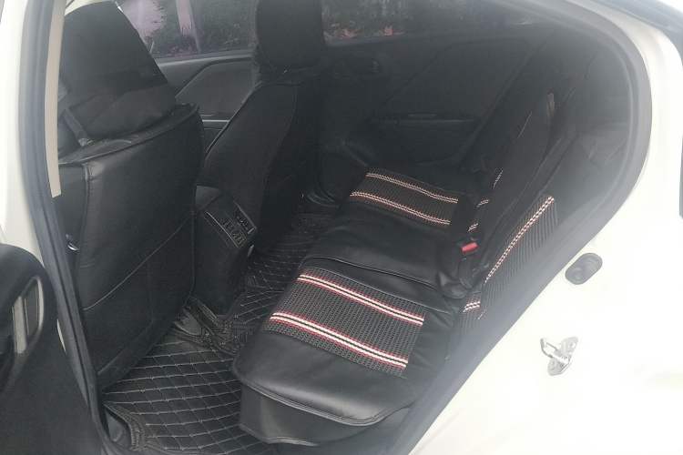 Used Honda Gienia 2017 1.5L CVT Comfort Version
