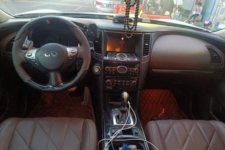 Used Infiniti FX 2009 FX35 Ultimate Edition
