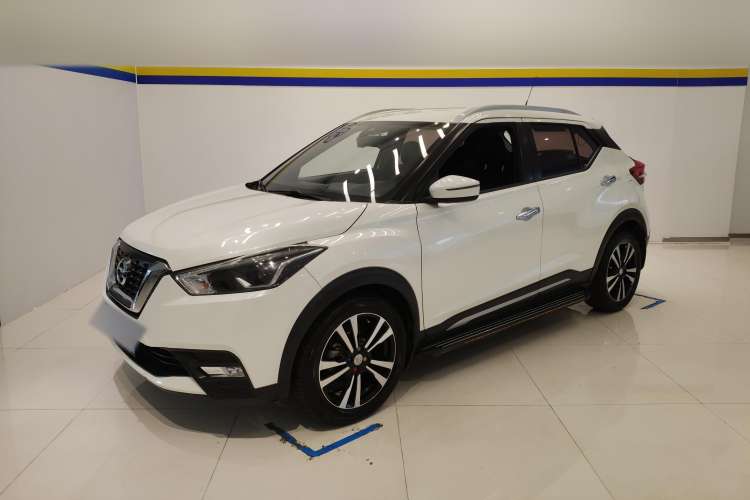Used Nissan Kicks 2018 1.5L CVT Smart Connect Deluxe Edition
