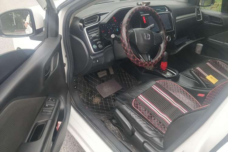 Used Honda Gienia 2017 1.5L CVT Comfort Version
