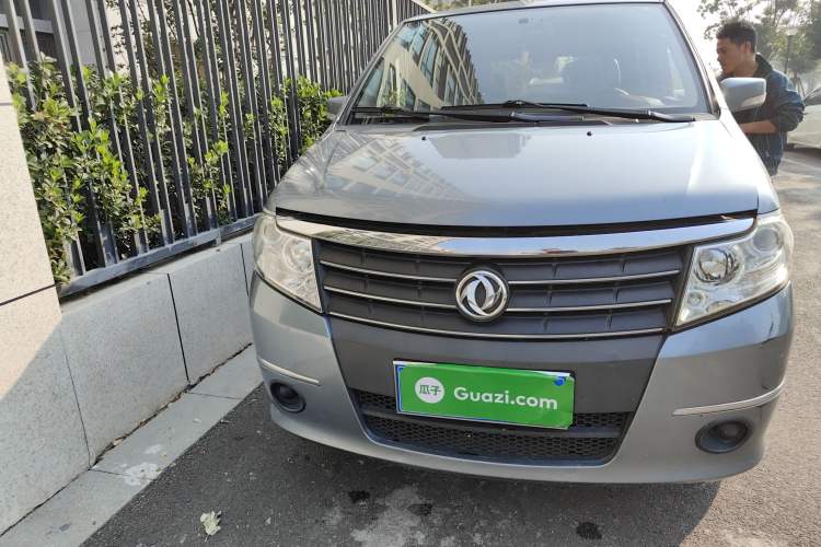 Used Dongfeng Shuaike 2014 1.6L Manual Comfort 7-Seater China IV Standard
