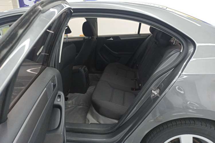 Used Volkswagen Sagitar 2012 1.6L Manual Fashion Edition Left Rear Seat