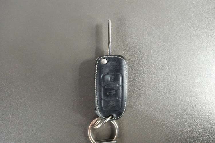 Used Volkswagen Sagitar 2012 1.6L Manual Fashion Edition Vehicle Key