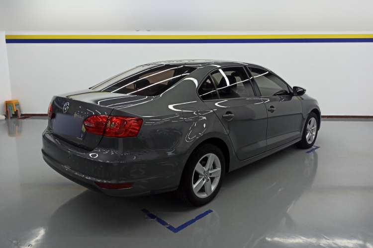 Used Volkswagen Sagitar 2012 1.6L Manual Fashion Edition Rear Right 45 Deg