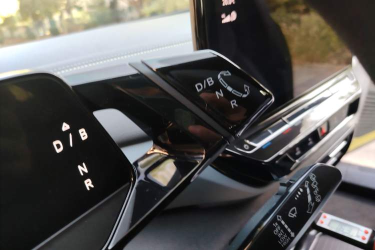 Used Volkswagen ID.4 X 2021 Pure Edition