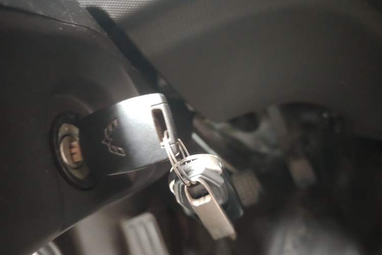 Used Wuling Rongguang 2019 1.2L S Van Standard Model with 5 Seats