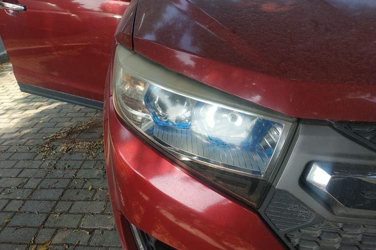 Used Lifan Auto Myway 2016 1.5L Automatic Smart Enjoyment Model Right Front Headlight