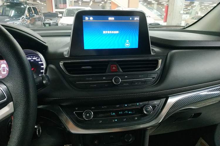 Used JAC Refine S3 2017 1.6L Manual Luxury Smart Model
