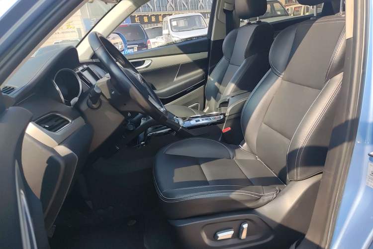 Used Zotye SR7 2016 1.5T CVT Cube Heart Edition China V Standard