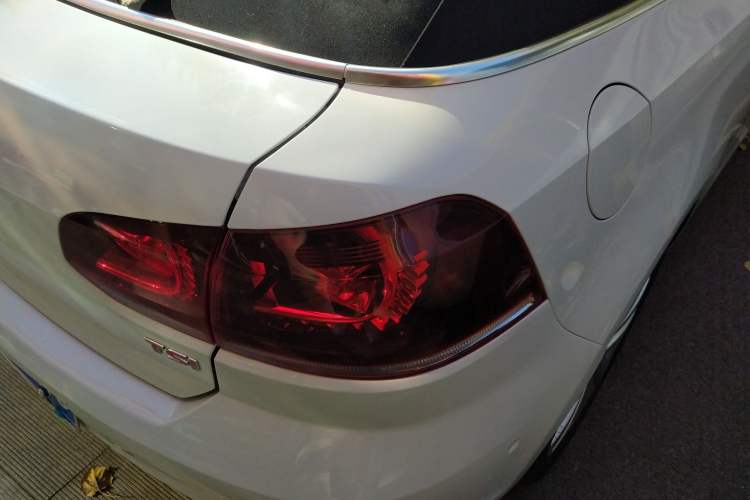 Used Volkswagen Golf 2012 1.4TSI Luxury Convertible Edition
