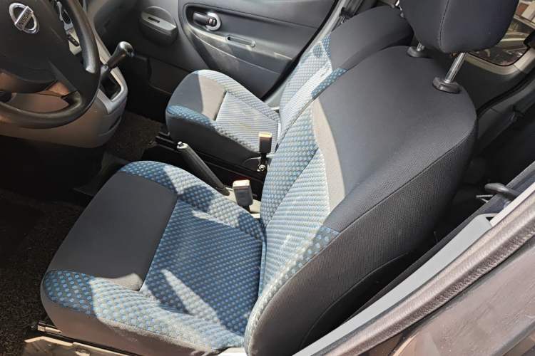 Used Nissan NV200 2013 1.6L Luxury Model China V Standard Left Front Seat