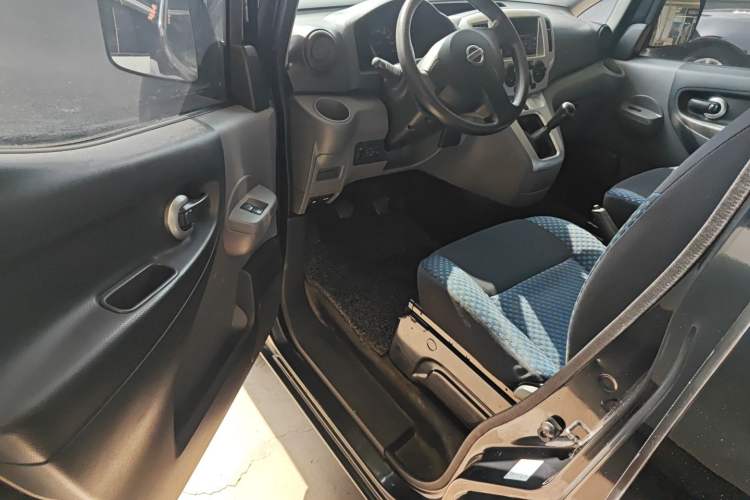 Used Nissan NV200 2013 1.6L Luxury Model China V Standard Interior 2