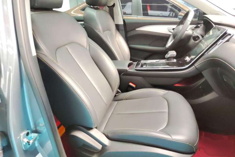 Used Roewe i6 MAX New Energy 2022 EV 500 Grand Touring Edition with Sunroof