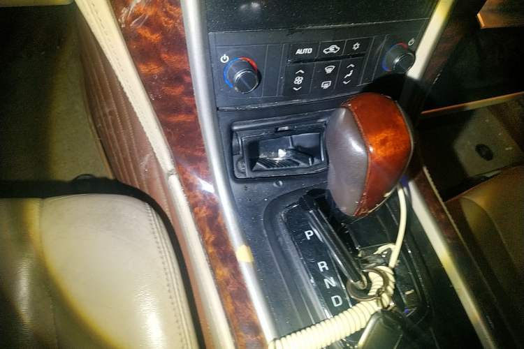 Used Cadillac SLS Seville 2011 2.0T Elite Edition