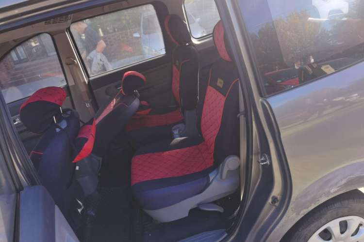 Used BAIC Weiwang M20 2014 1.5L Basic Version BJ415B Left Rear Seat