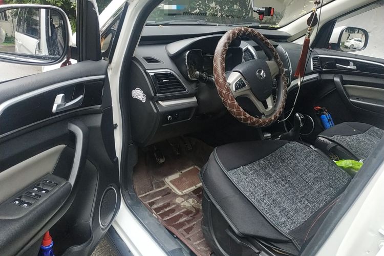 Used HYOSOW H3 2015 1.5L manual luxury version Driver Seat