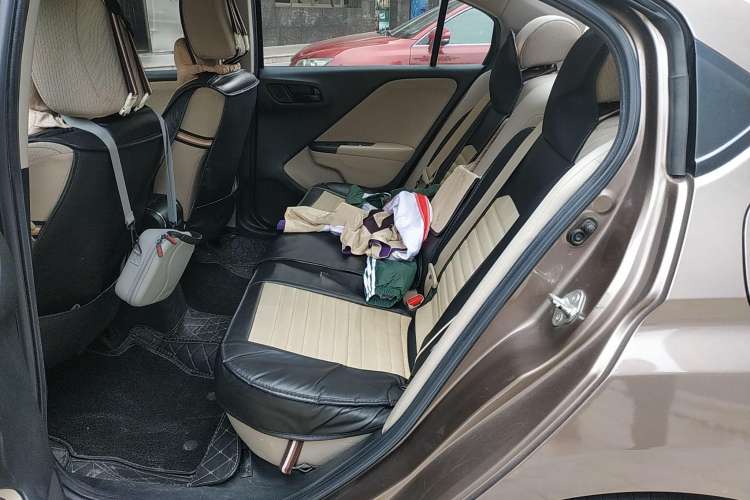 Used Honda Greiz 2016 1.5L Manual Classic Edition