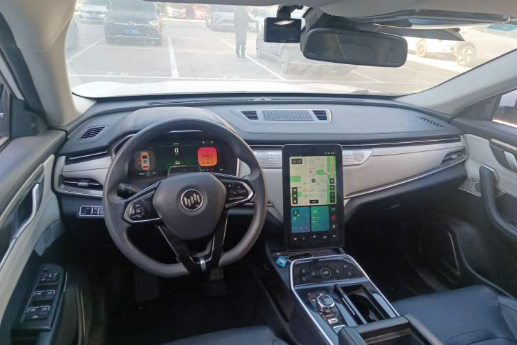 Used WM Motor EX5 2018 EX5 400 Extra Innovation Edition
