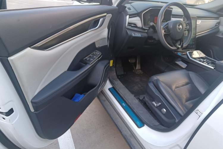 Used WM Motor EX5 2018 EX5 400 Extra Innovation Edition
