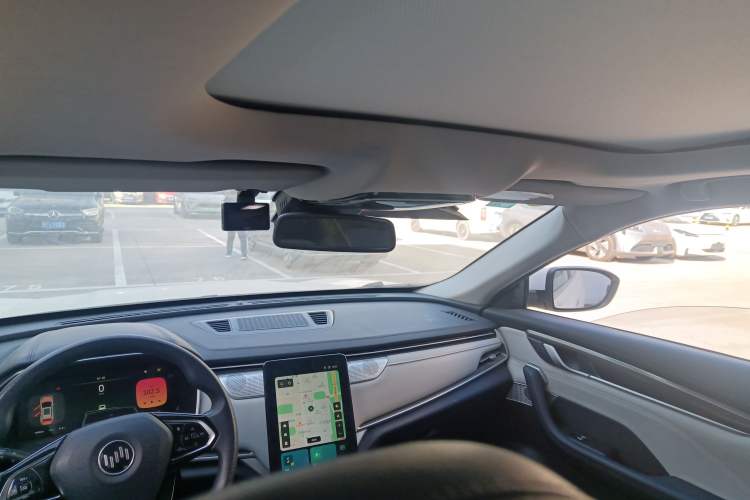 Used WM Motor EX5 2018 EX5 400 Extra Innovation Edition
