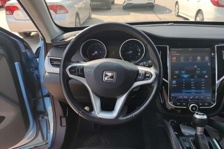 Used Zotye SR7 2016 1.5T CVT Cube Heart Edition China V Standard